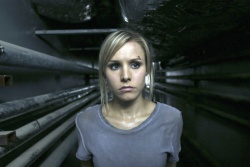 Mattie (Kristen Bell) - Pulse - Du bist tot bevor du stirbst