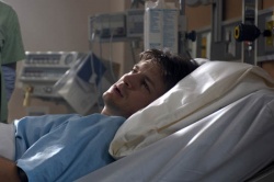 Abe Dale (Nathan Fillion) - White Noise - Frchte das Licht