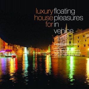 Covermotiv - Luxury House For Floating Pleasure In Venice