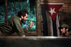 Fidel Castro (Demin Bichir) und Che (Benicio del Toro) - CHE - Revolucion (Teil 1)