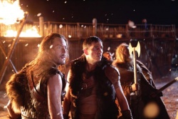 Wulfric (Jack Huston) und Kainan (Jim Caviezel) - Outlander