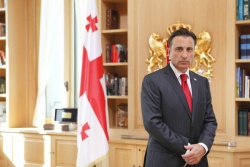 President Mikheil Saakashvili (Andy Garcia) - 5 Days of War