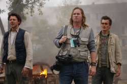 Sebastian Ganz (Richard Coyle), Dutchman (Val Kilmer), Thomas Anders (Rupert Friend) - 5 Days of War