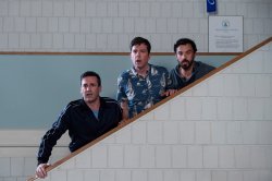 Bob Callahan (Jon Hamm), Hogan 'Hoagie' Malloy (Ed Helms), Randy 'Chilli' Cilliano (Jake Johnson) - Catch me!