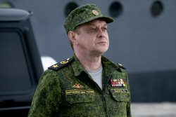 Verteidigungsminister Admiral Dimitriy Durov (Michael Gor) - Hunter Killer